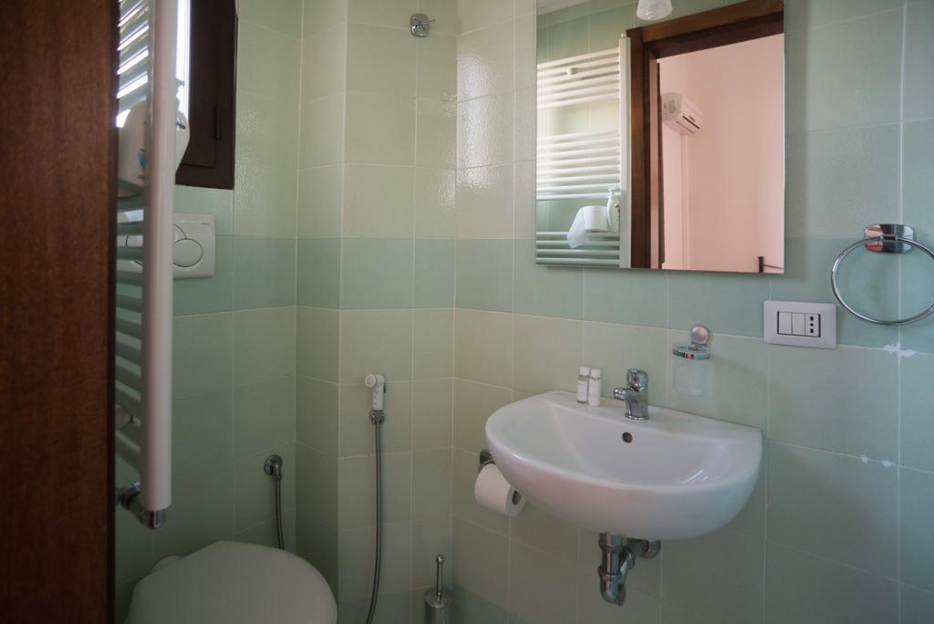 Abaca Rooms ليتشي المظهر الخارجي الصورة